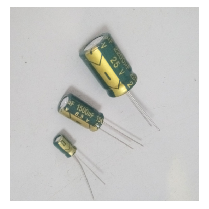 condensadores electroliticos